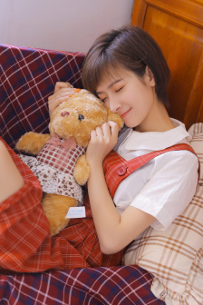 王李丹妮